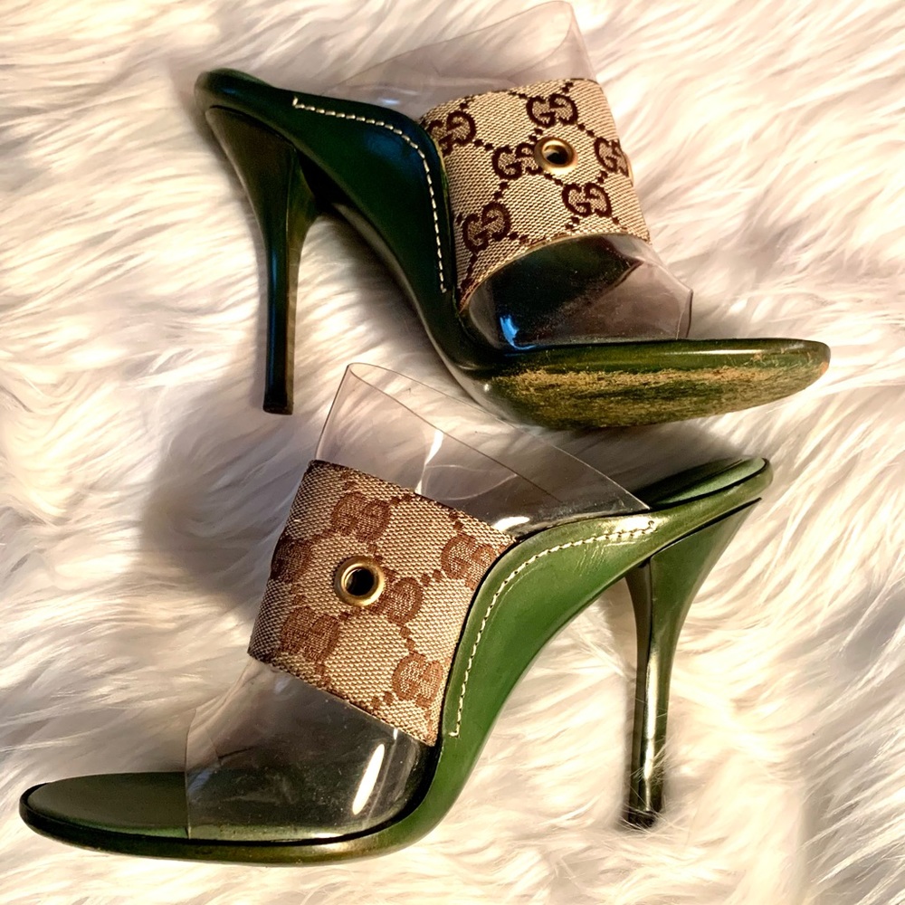 Vintage Gucci Sandals. Made in Italy. High heels.